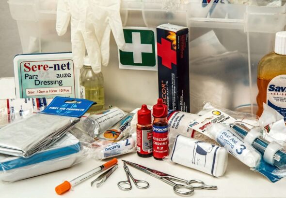 care-box-cross-medicine-brand-product-862278-pxhere.com