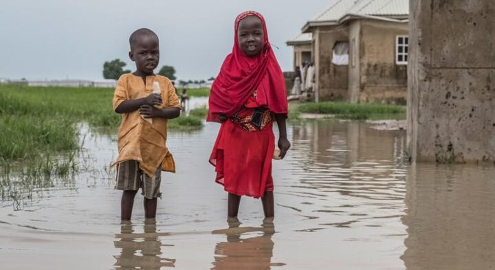 Flood-children-Nigeria-e1693904946705